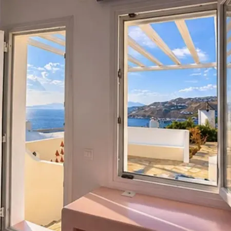 Yalos Mykonos 3 Bedroom Luxury In Mykonos Town With Sea & Sunset View Holiday home *