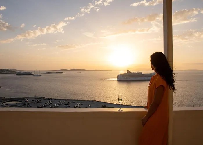 Yalos Mykonos 3 Bedroom Luxury In Mykonos Town With Sea & Sunset View Tagou