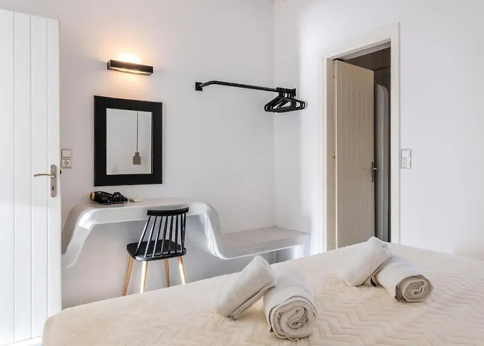 Yalos Mykonos 3 Bedroom Luxury In Mykonos Town With Sea & Sunset View Вилла